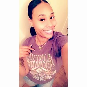 Meet your Posher, Kristin